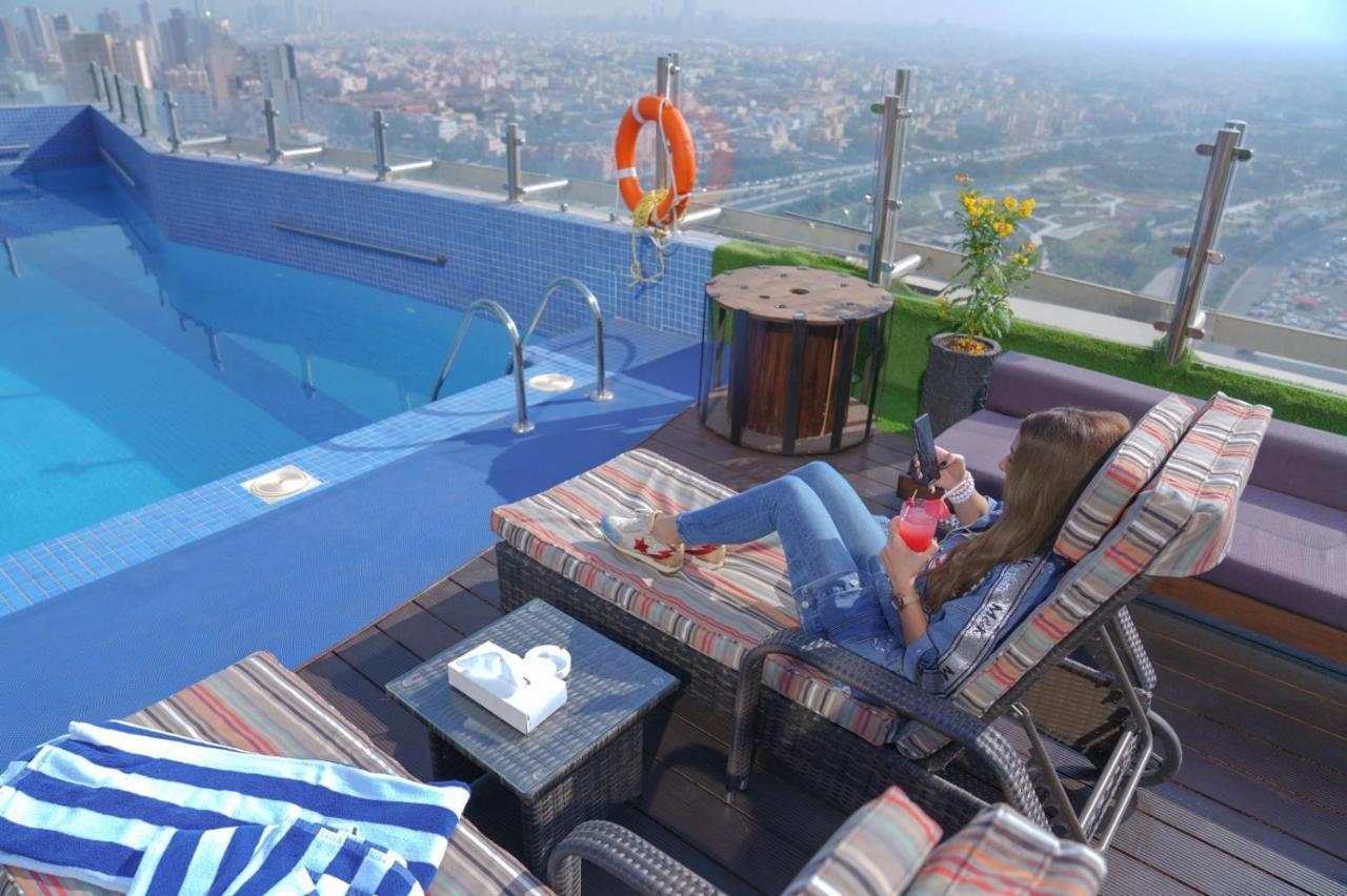 Ramada Encore By Wyndham Kuwait Downtown Кувейт Екстериор снимка