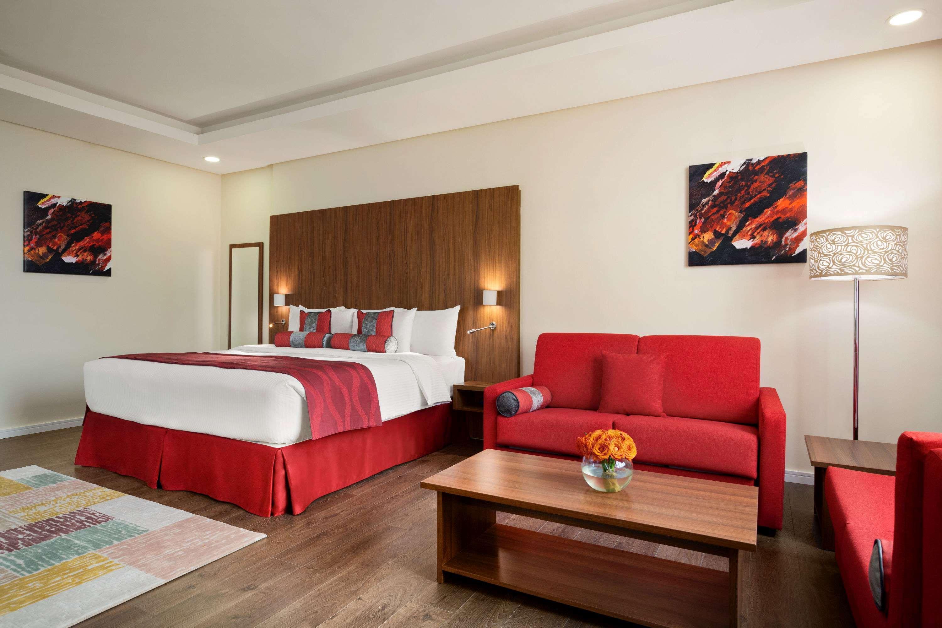 Ramada Encore By Wyndham Kuwait Downtown Кувейт Екстериор снимка
