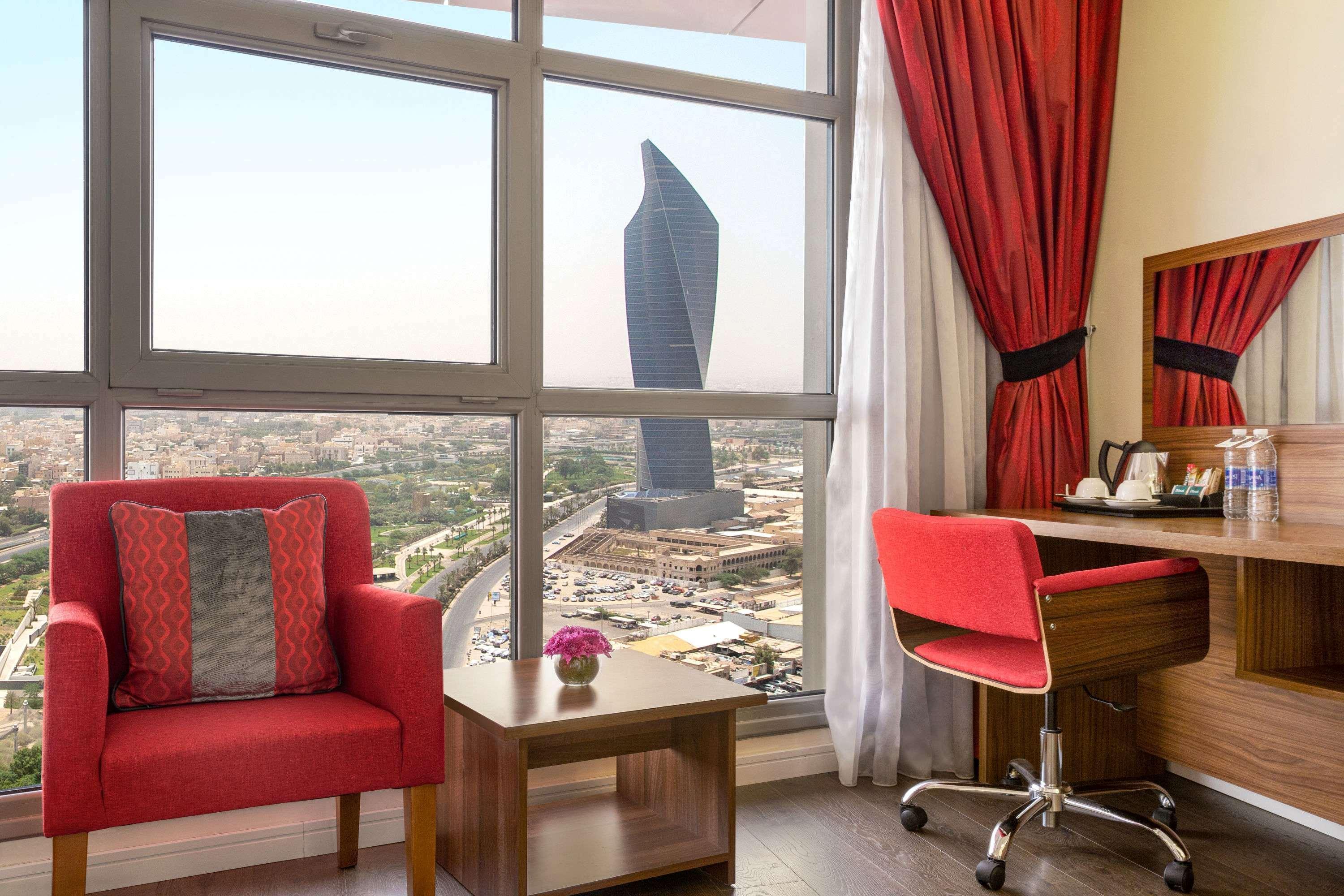 Ramada Encore By Wyndham Kuwait Downtown Кувейт Екстериор снимка
