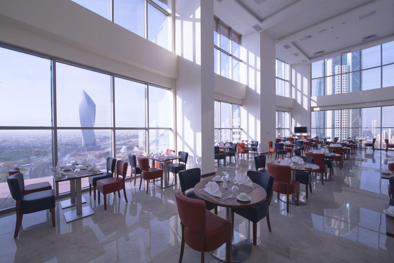 Ramada Encore By Wyndham Kuwait Downtown Кувейт Екстериор снимка