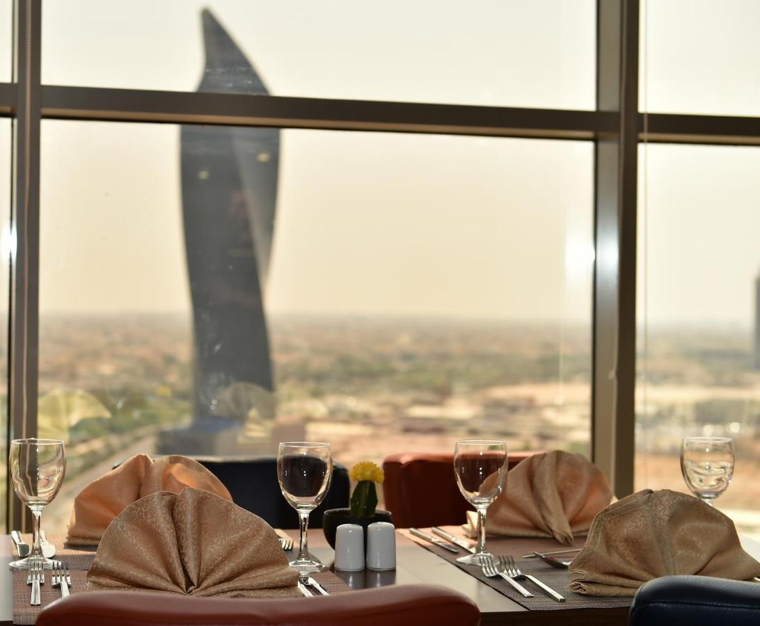 Ramada Encore By Wyndham Kuwait Downtown Кувейт Екстериор снимка