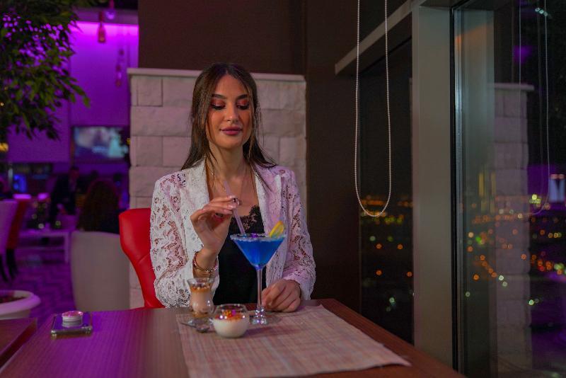 Ramada Encore By Wyndham Kuwait Downtown Кувейт Екстериор снимка